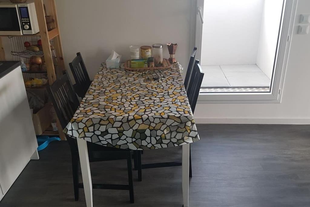 Appartement Entier T3# 2 Chambres 1 Salon رينز المظهر الخارجي الصورة